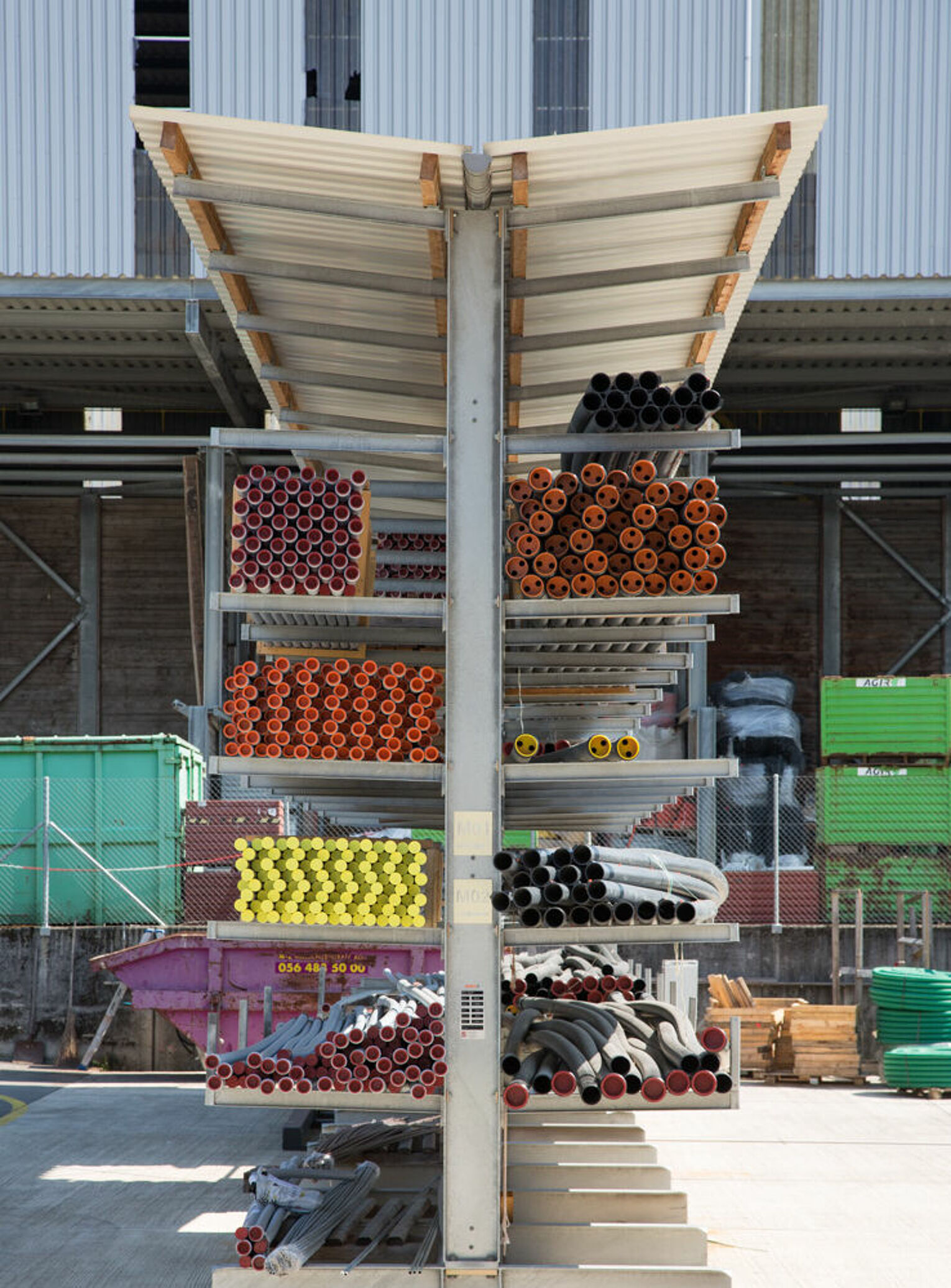 [Translate "Hungary"] Cantilever racking building material