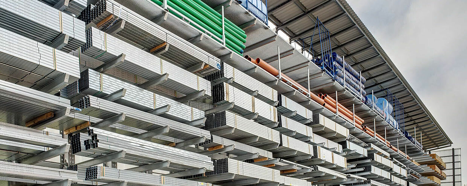 [Translate "Hungary"] Cantilever racking building material